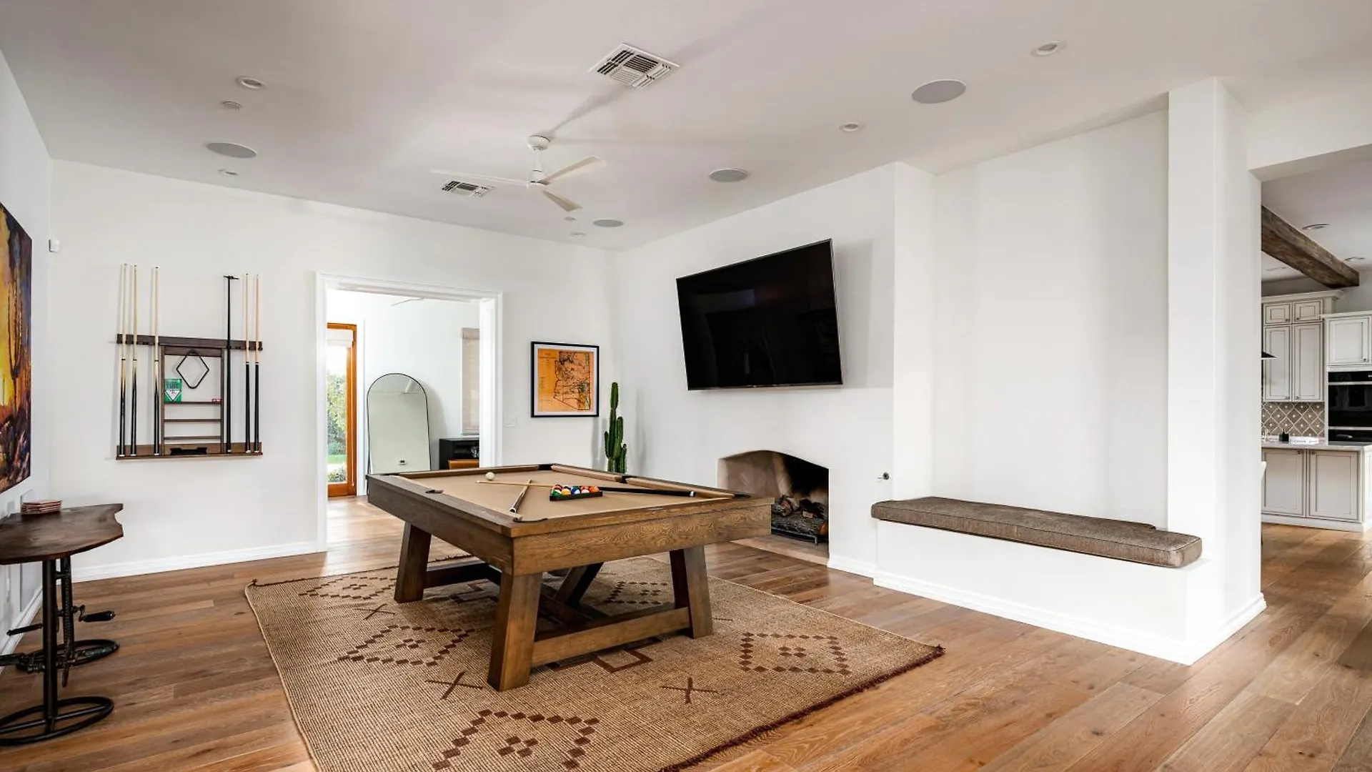 Private Paradise Valley Estate Swimming Nearby Golfing. Phoenix