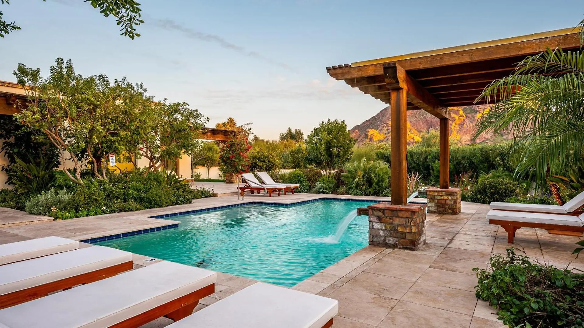 Private Paradise Valley Estate Swimming Nearby Golfing. Phoenix Сasa de vacaciones